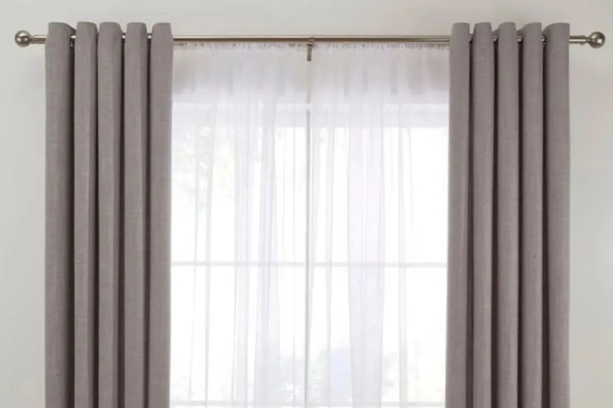 تركيب ستائر رول بيان