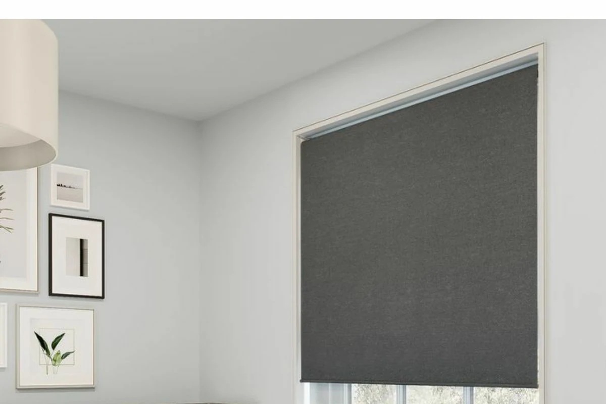 خدمة تفصيل ستائر رول علي اعلي مستوي من الاحترافية